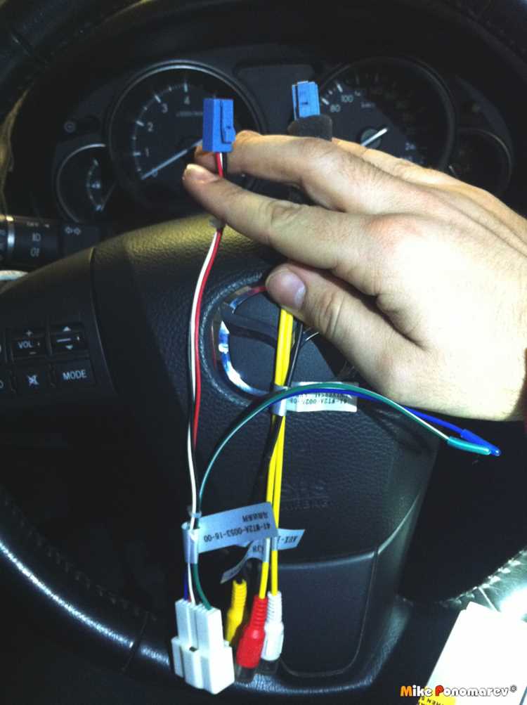 Совместимость с камерами заднего вида